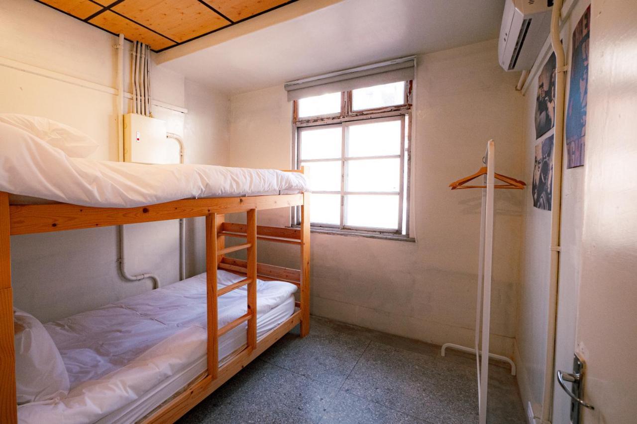 Dope Hostel Тайчжун Экстерьер фото